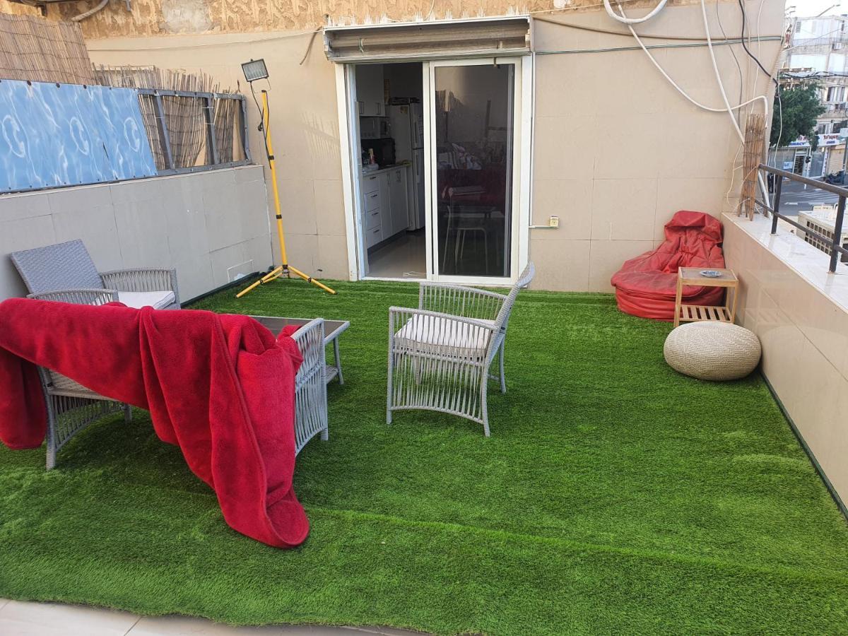 אצל סונו בלב העיר Apartamento Netanya Exterior foto